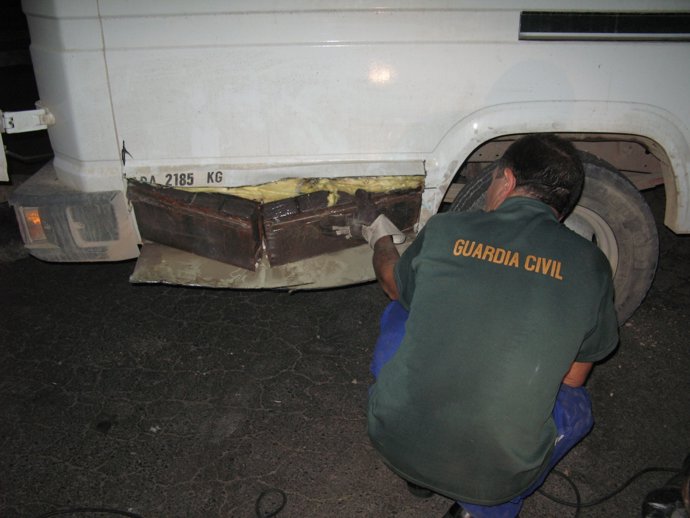 Intervención de hachís en el Puerto de Almería 