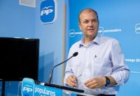 Monago dice que tendría "el mismo impacto económico" su propuesta de reducir diputados a "que no cobrara ninguno"