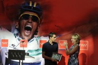 Aguirre, "orgullosa" de Contador: "Para él es importante por los tiempos difíciles que has pasado"