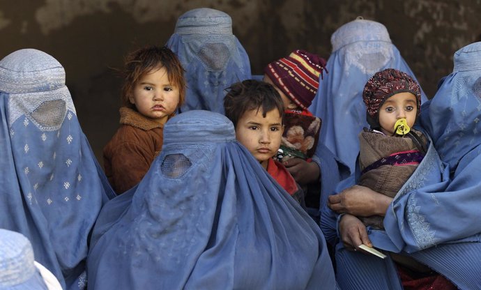 Mujeres y niños en Afganistán
