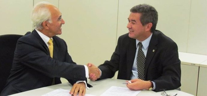 Firma Del Acuerdo Entre Gajate Y Boniha