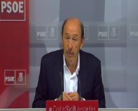 Rubalcaba dice que ayer "se descubrió" que Rajoy no piensa pedir el rescate hasta después de gallegas y vascas