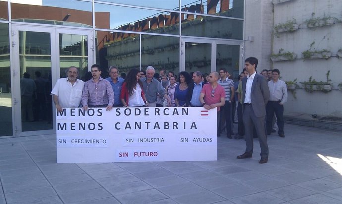 Concentración Trabajadores De Sodercan