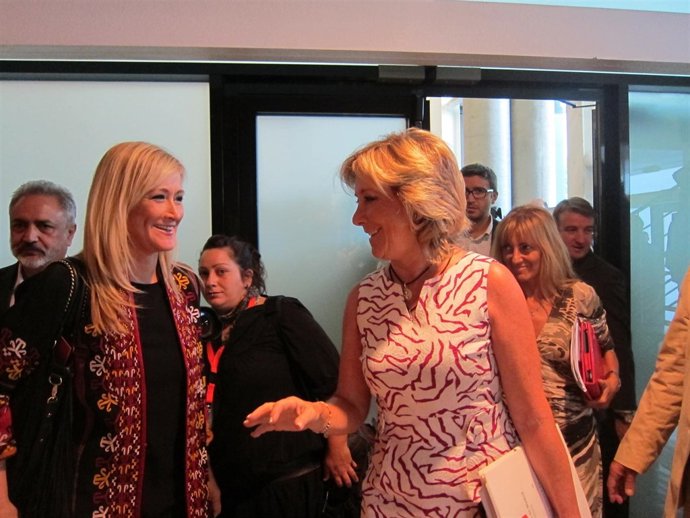 Aguirre a su llegada al Pleno del Estado de la Región