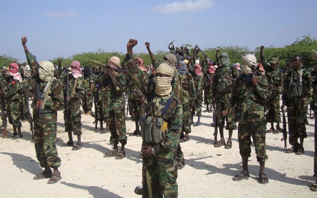 Guerrilleros somalíes de Al Shabaab
