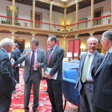 Javier Fernández Con Otros Miembros Del Jurado Del Príncipe De La Concordia