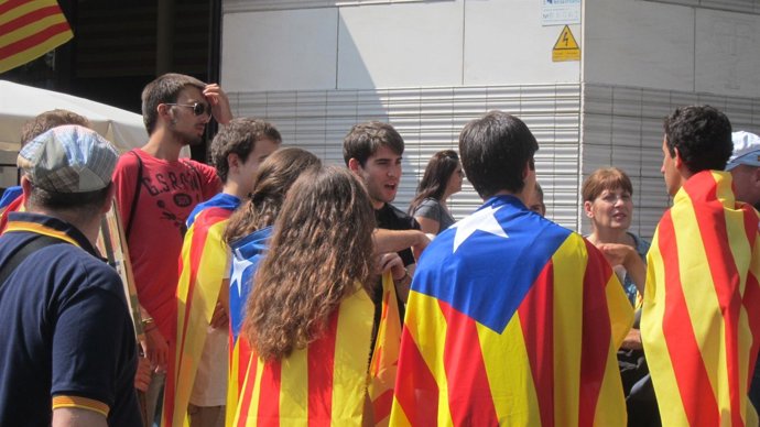Ambiente En Las Calles De Barcelona Durante La Diada
