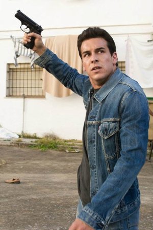 Mario Casas En Grupo 7