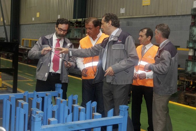 Guerra visita Viza Automoción