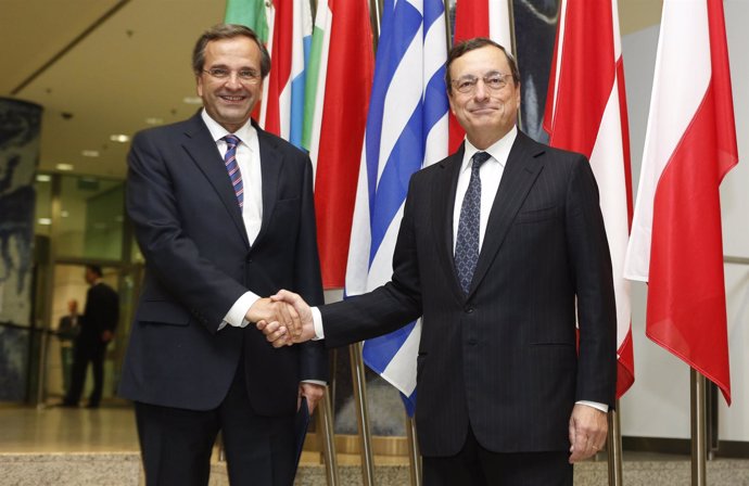 Antonis Samaras (Grecia) se reúne con el presidente del BCE, Mario Draghi