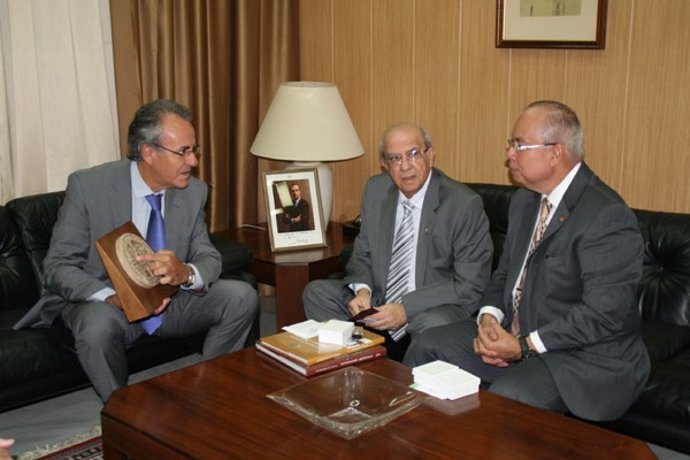 Visita Rector de Panamá a la UEx