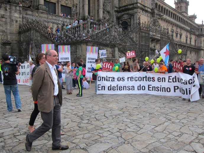 Francisco Jorquera  (BNG), con Carme Adán, en la protesta de ANPA del rural