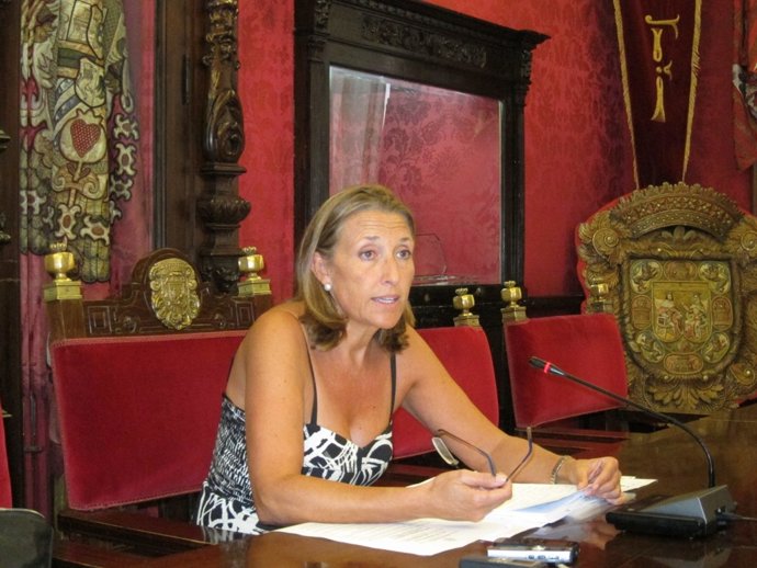La Concejal De Urbanismo En El Ayuntamiento De Granada, Isabel Nieto.