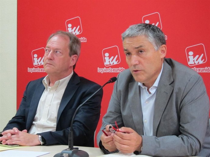 Aurelio Martín Y Manuel Orviz (IU), En Rueda De Prensa