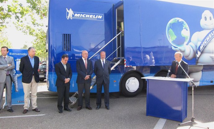Inauguración De La Exposición De Michelin Sobre 'Resultado Y Responsabilidad'