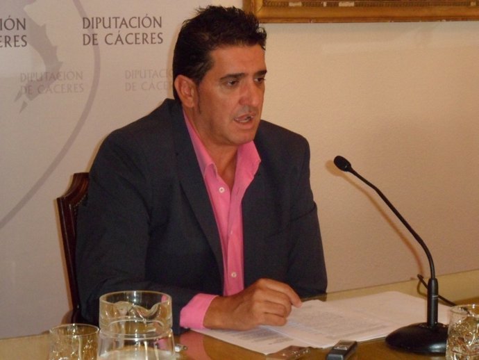 El vicepresidente segundo de la Diputación de Cáceres, Saturnino López  Marroyo