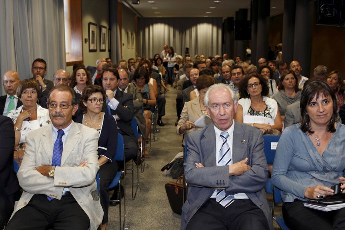 El consejero de Economía y Empleo del Gobierno de Aragón, Francisco Bono.