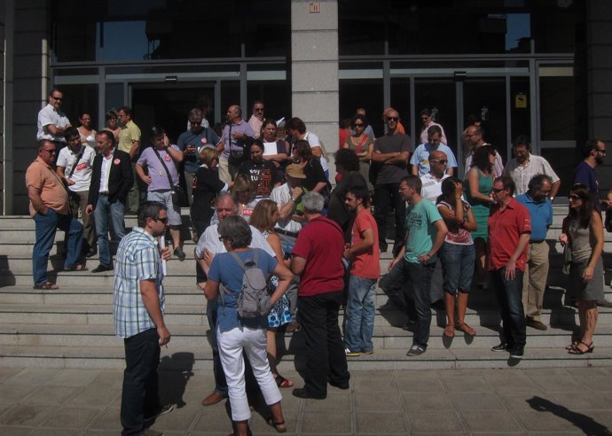 Concentración Sindicatos En Defensa Servicios Públicos