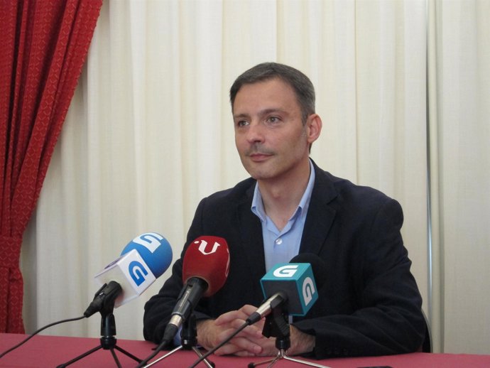 El coordinador de Compromiso por Galicia, Xoán Bascuas