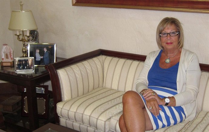 Adelaida De La Calle