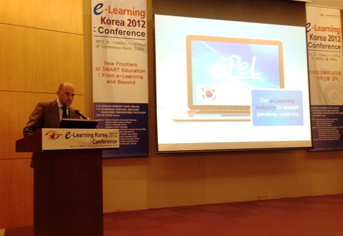 El director general de Formación Digital, José Ignacio Ustaran, 