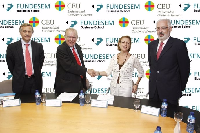 Firma del acuerdo entre la Universidad CEU-UCH y Fundesem