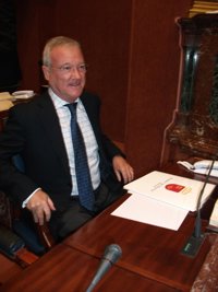 Valcárcel le dice a la oposición que "¿dónde está el caos?"