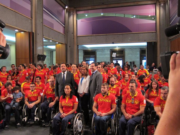 Mato recibe a los deportistas paralímpicos