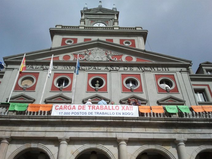 Trabajadores de Navantia mantienen un encierro en Ayuntamiento de Ferrol