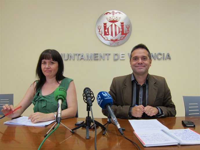 Rosa Albert Y Amadeu Sanchis