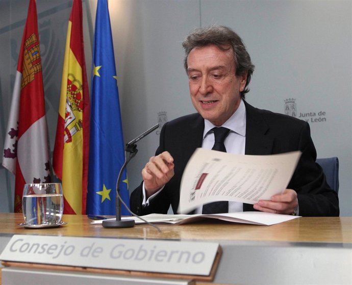 De Santiago-Juárez, en la rueda de prensa del Consejo de Gobierno