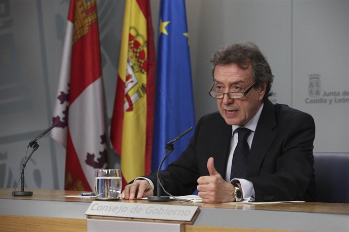 El portavoz de la Junta, José Antonio de Santiago-Juárez