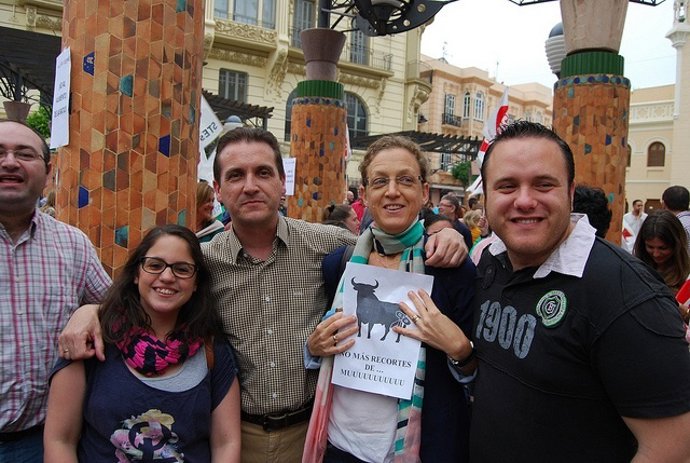Gregorio Escobar En El Centro En Una Protesta En Melilla  Contra Los Recortes