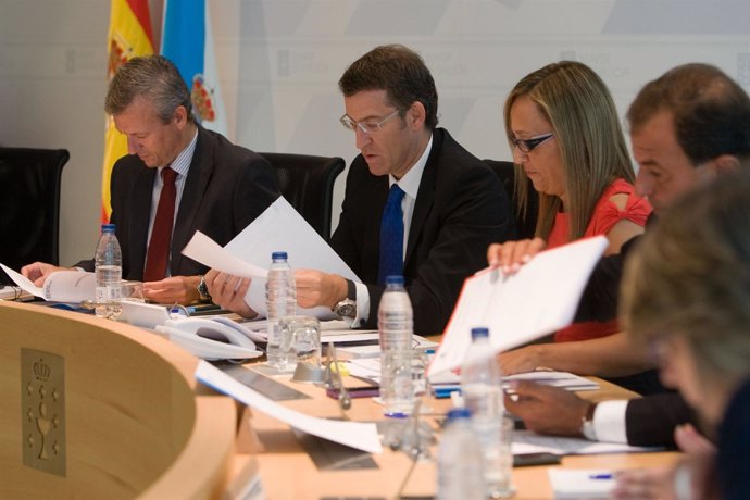 El titular del Gobierno gallego, Albeto Núñez Feijóo, en el Consello de la Xunta