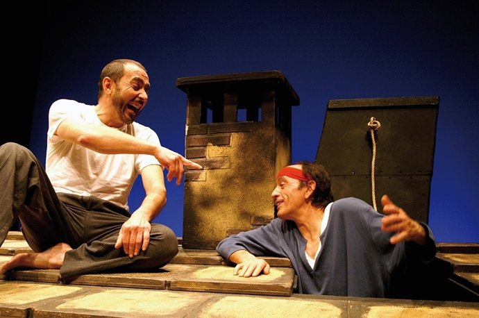 Escena de la obra 'Robinson y Crusoe'