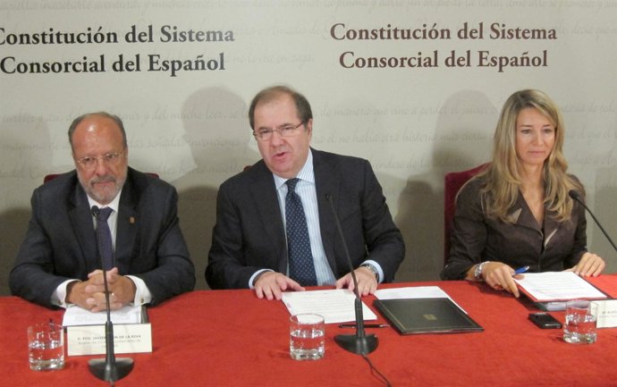 Herrera (Centro), Junto Al Alcalde De Valladolid Y Alicia García