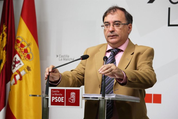 Fernando Mora, PSOE