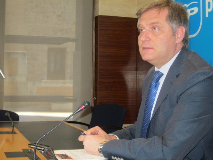 Cañizares en rueda de prensa