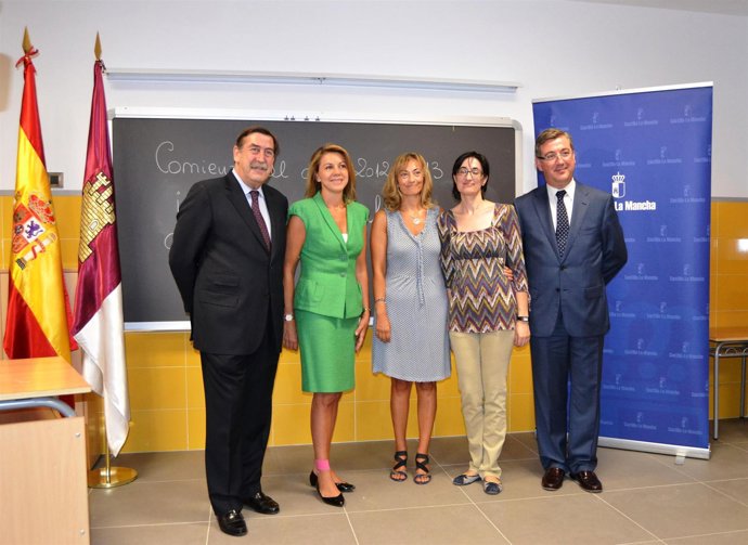 Cospedal en colegio Talavera