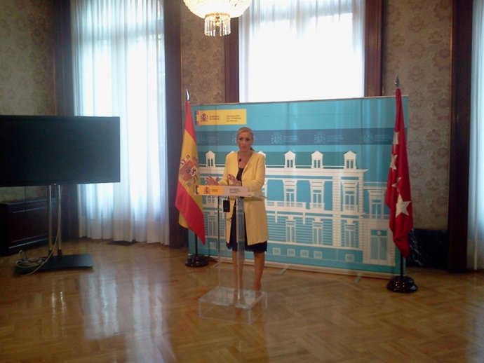 Cristina Cifuentes, durante la rueda de prensa