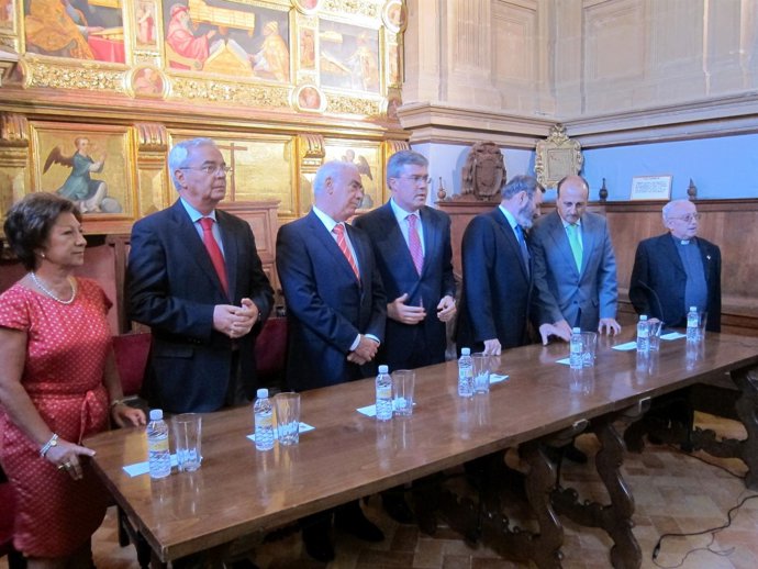 Nestares, Marín, Alonso, Fernández De Moya, Lillo, Robles Y  Herrera.