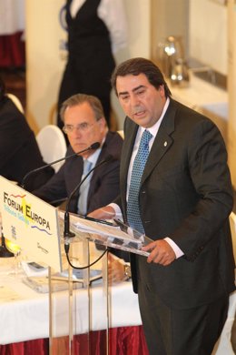 Carlos Negreira en el Fórum Europa en A Coruña