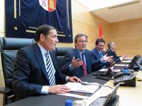 Sáez Aguado defiende las unidades de gestión clínica, que se generalizarán en 2013, y el pago de incentivos