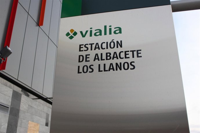 ESTACION DE TREN LOS LLANOS , ALBACETE