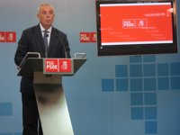 Vázquez ve al PP "preocupado de colocar a los miembros del gobierno" porque "todos los datos apuntan al cambio"