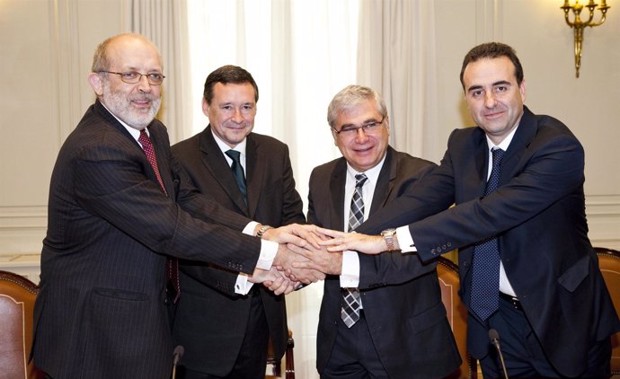 Ramón Camp, Félix Azón, Ángel Simón Y Ciril Rozman Firman Acuerdo CGPJ Y Agbar