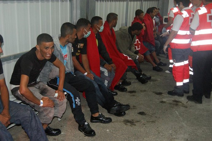 Los inmigrantes atentidos por Cruz Roja