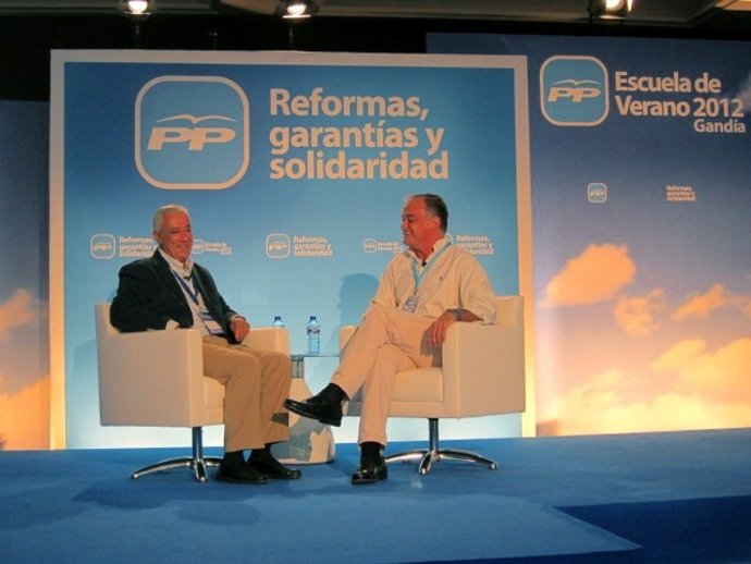 Arenas Y González Pons En La Escuela De Verano Del PP En Gandia.