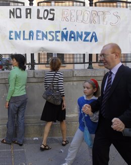 Huelga De Profesores En La Comunidad De Madrid Por Los Recortes En Educación 