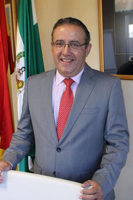 El nuevo director gerente de EPES-061, Luis Olavarría
